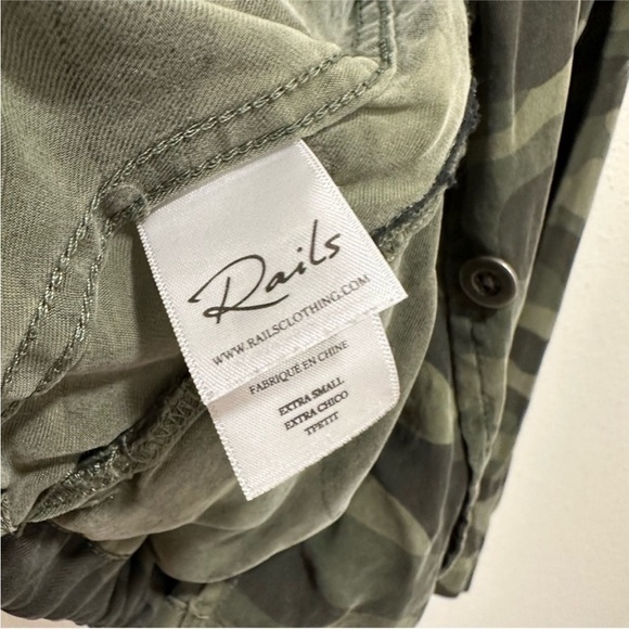 Rails Green Camouflage Jacket - Picture 9 of 10